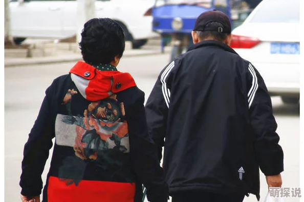 男女在床视频免费观看：最新动态显示，越来越多的用户选择在线平台进行私密内容分享与观看，推动了这一领域的发展