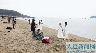 自拍绿意盎然海角av：最新动态展示了该地区的自然美景与人们的生活方式，吸引了众多游客前来体验