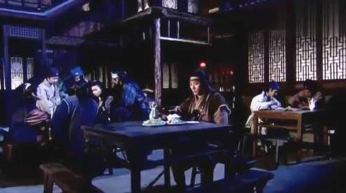 古典武侠怡红院：江湖再起风云，绝世高手齐聚一堂，情仇交织引发血雨腥风！