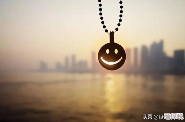 一颗一颗的放入佛珠双男主:讲述两位男性在追寻内心平静与信仰过程中,彼此支持、成长与爱的故事 一颗一颗的放入佛珠双男主:讲述两位男性在追寻内心平静与信仰过程中,彼此支持、成长与爱的故事