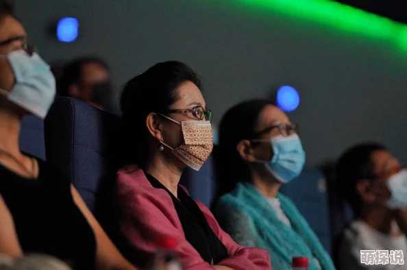 公和熄三级中字电影最新动态:该影片在多个平台上线,观众反响热烈,讨论话题持续升温,引发广泛关注 公和熄三级中字电影最新动态:该影片在多个平台上线,观众反响热烈,讨论话题持续升温,引发广泛关注