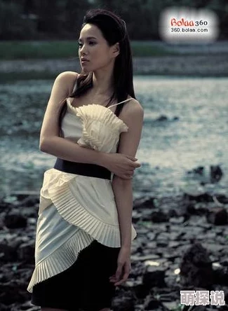 都市禁忌:猎艳风流美妇的秘密生活与欲望诱惑 都市禁忌:猎艳风流美妇的秘密生活与欲望诱惑