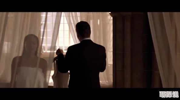 探索双乳被捆绑吸乳的独特体验与心理感受，揭示其背后的情感联系