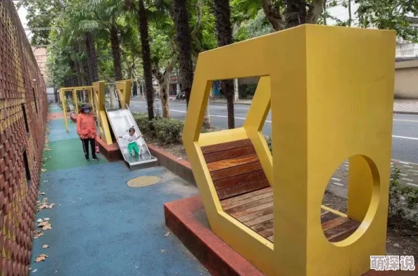 生存几何游戏攻略：居民升级方法与属性等级提升策略详解