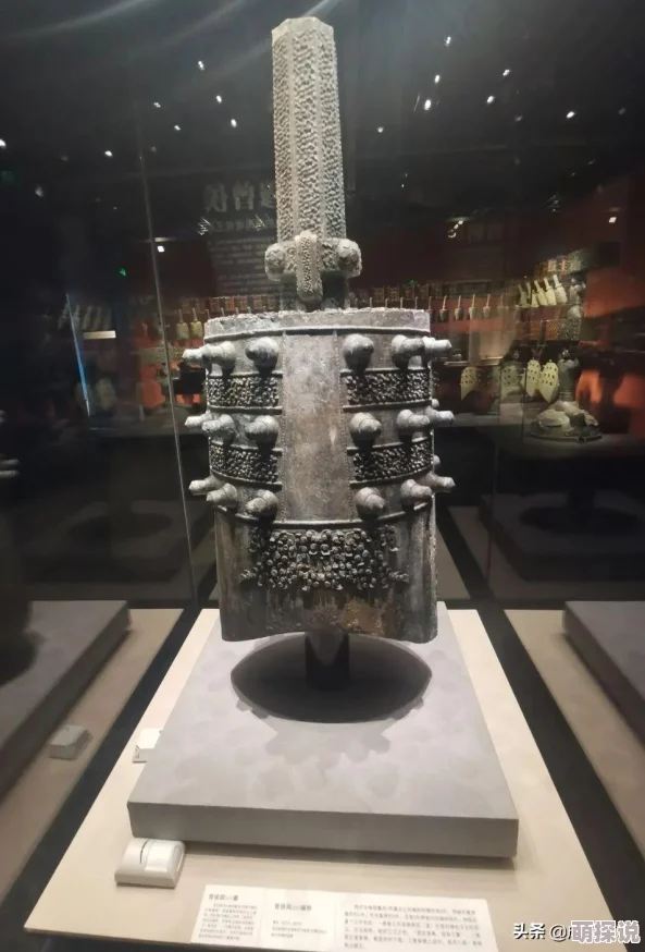 春秋人生之重合txt网友认为这本书深刻探讨了人生的选择与命运交织,值得一读,尤其适合思考人生方向的人士 春秋人生之重合txt网友认为这本书深刻探讨了人生的选择与命运交织,值得一读,尤其适合思考人生方向的人士