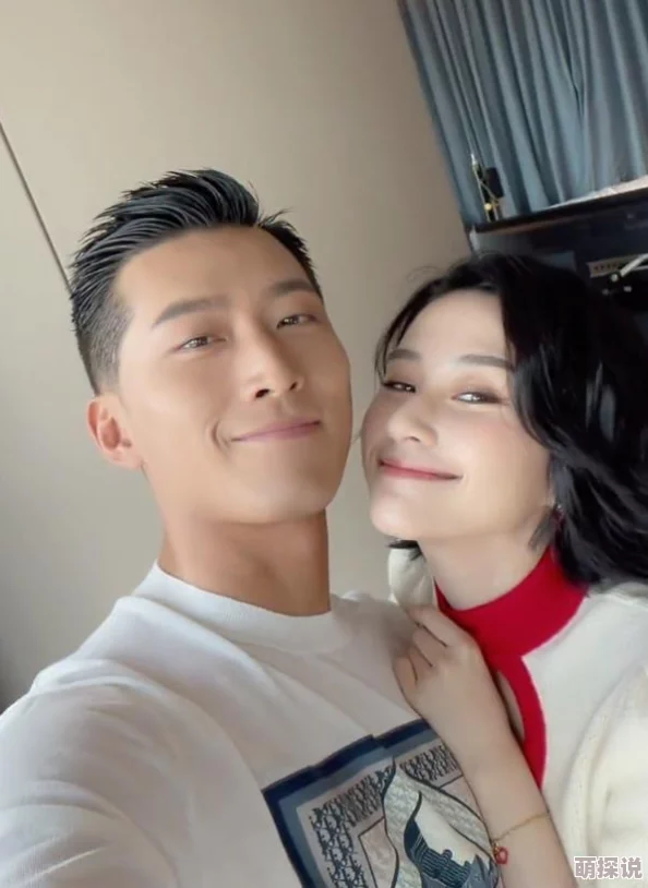 女上男下爱爱好爽视频:最新动态揭示了情侣间亲密关系的新趋势与互动方式,带来全新的视听体验 女上男下爱爱好爽视频:最新动态揭示了情侣间亲密关系的新趋势与互动方式,带来全新的视听体验