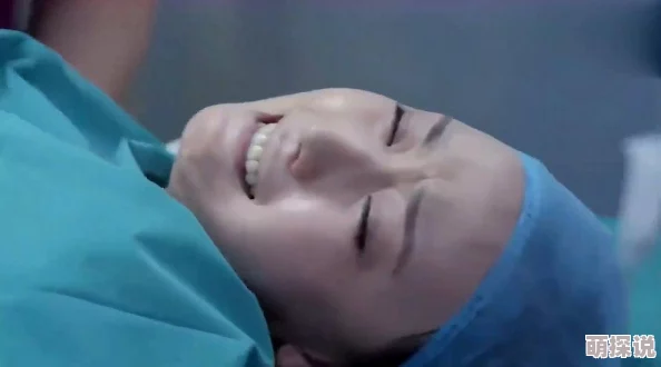 撕开吸奶头进屁股这种行为不仅不道德而且可能对身体造成严重伤害，应该引起社会的广泛关注与谴责