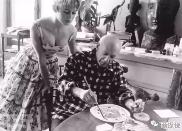 趴在老太身上乳摸这画面太美我不敢看