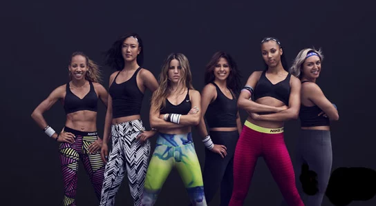 欧美性xxxx人妖近日在社交媒体上展示了自己独特的舞蹈表演，吸引了大量粉丝关注