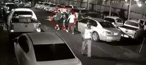 公车被陌生人摸的好爽 这篇文章让人感受到一种奇妙的体验，既刺激又充满了意外，值得一读！