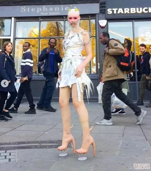 少妇性活BBBBBBBBB四川成都街头现“共享男友”服务引热议