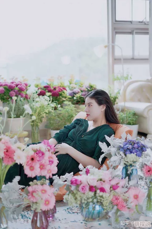 孕妇bbwxxxx最近在家中养花种草,享受自然的乐趣 孕妇bbwxxxx最近在家中养花种草,享受自然的乐趣