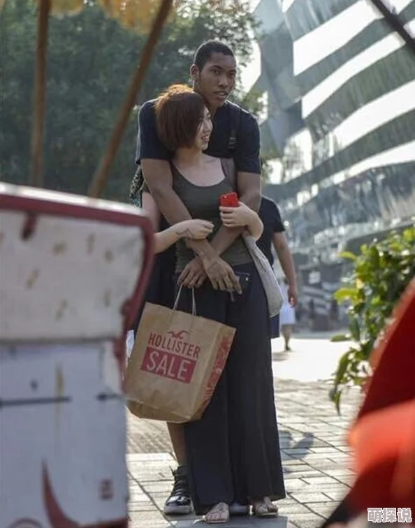 中国女人与黑人巨大hd高清完整版现已上线 中国女人与黑人巨大hd高清完整版现已上线