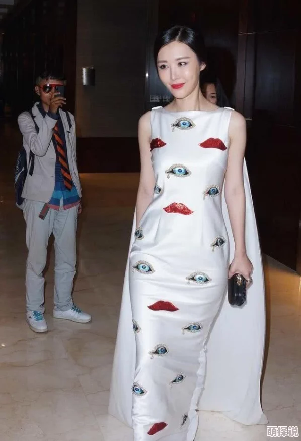 《干小说》听说作者其实是个富二代写作只是爱好平时开豪车到处玩