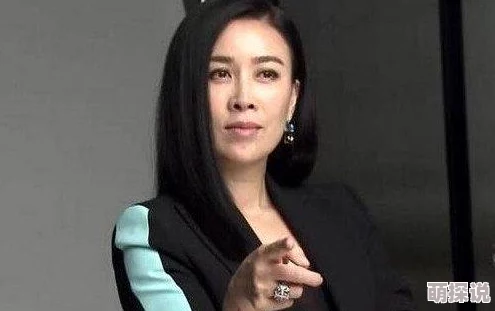 那英BB好看吗？网友热议她的最新造型与音乐作品，纷纷表达各自观点和感受