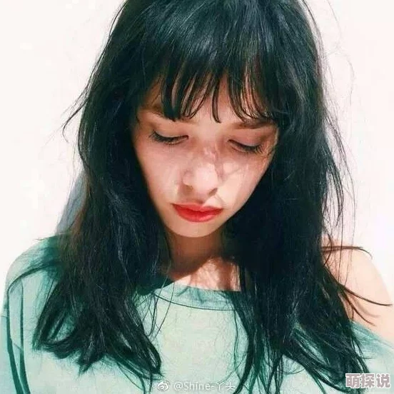 欧美综合自拍亚洲综合图片区：震惊！全球最受欢迎的自拍风格竟然隐藏着这些不为人知的秘密！