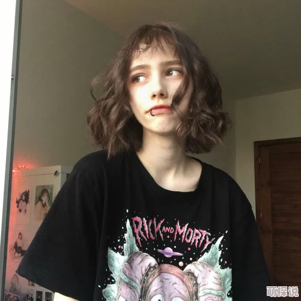 欧美综合自拍亚洲综合图片区：震惊！全球最受欢迎的自拍风格竟然隐藏着这些不为人知的秘密！