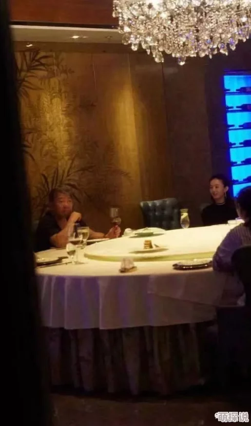 台湾李蓉蓉怎么合作？传言她与知名导演密谋新片，引发娱乐圈猜测