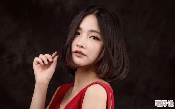 欧美巨大精品videos：震惊全球的最新发现，揭示了这些视频背后不为人知的秘密与影响力！