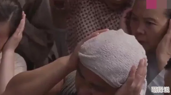 震惊！玩小处雏女过程视频曝光，令人难以置信的画面引发社会广泛关注与讨论！