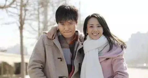 公翁的粗硬人妻激情：网友热议这一现象，认为其反映了当代婚姻关系中的复杂性与多样性，引发广泛讨论