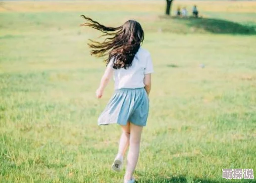 探索美丽背影的秘密：扒开美女屁股背后的故事与魅力