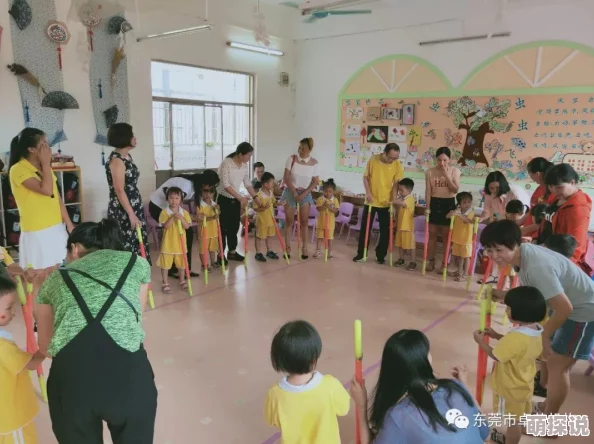 jcyw116幼儿园积极开展亲子活动，促进家长与孩子之间的互动与沟通，共同成长的快乐时光！