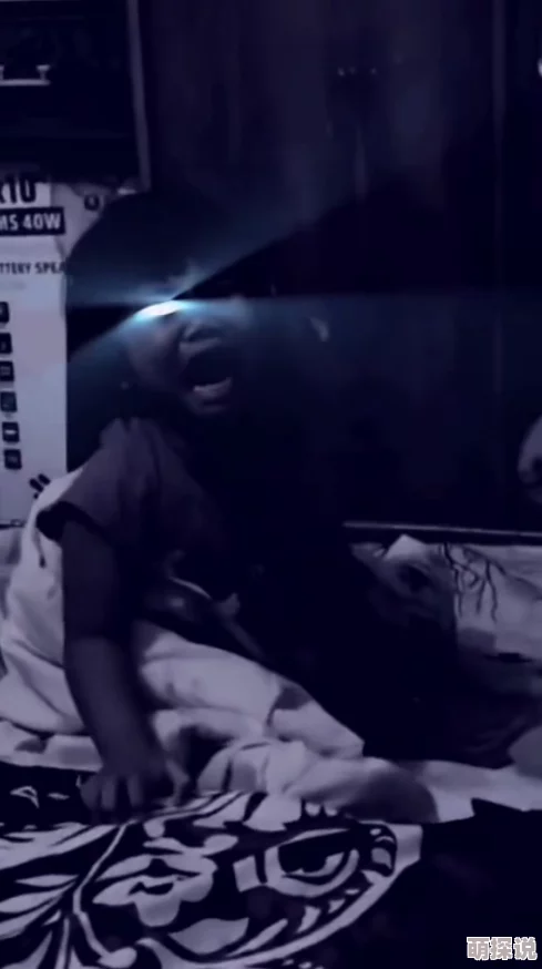 探索东西方文化交融下的艺术表现:从亚洲色图到欧美偷拍的视觉盛宴与社会反思 探索东西方文化交融下的艺术表现:从亚洲色图到欧美偷拍的视觉盛宴与社会反思