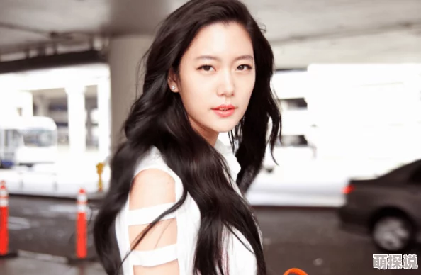 刘婷在线观看亚洲一区二区，真是个不错的选择，内容丰富多样，让人欲罢不能！