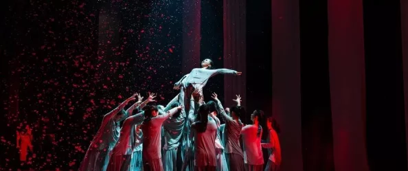 久久性感视频，内容丰富多样，让人目不暇接，真是视觉的盛宴！