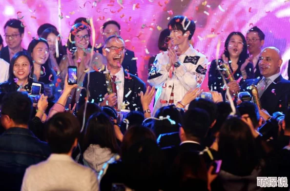 亚洲成年电人电影网站：最新动态揭示平台内容更新与用户互动新趋势，吸引更多观众关注与参与