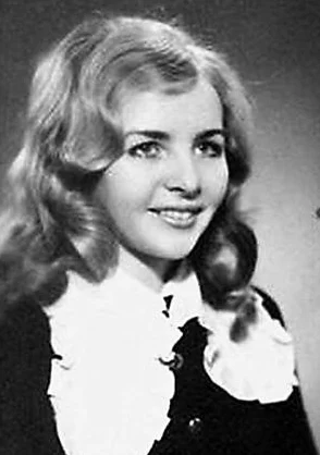 成全在线观看免费完整版下载，剧情紧凑，演员表现出色，是一部值得一看的好片！