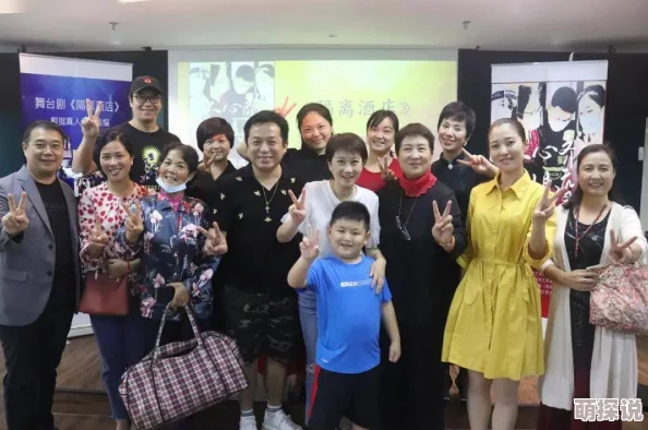 女女同さくらちゃんの可愛さ让人心动,期待更多她的作品和动态! 女女同さくらちゃんの可愛さ让人心动,期待更多她的作品和动态!