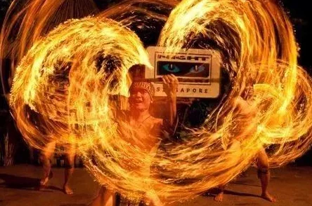 国产又粗又猛又爽又黄91网友纷纷表示这部作品的剧情设定新颖，特效也很出色，让人看得欲罢不能，值得一看