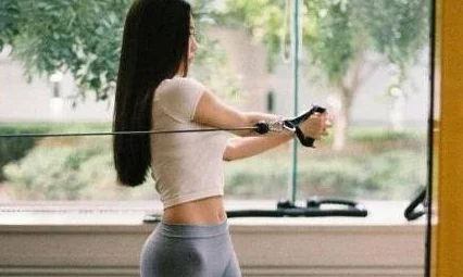 美女脱下裤子让男人捅 网友推荐这部影片情节紧凑画面精美让人欲罢不能绝对不容错过的精彩之作 美女脱下裤子让男人捅 网友推荐这部影片情节紧凑画面精美让人欲罢不能绝对不容错过的精彩之作