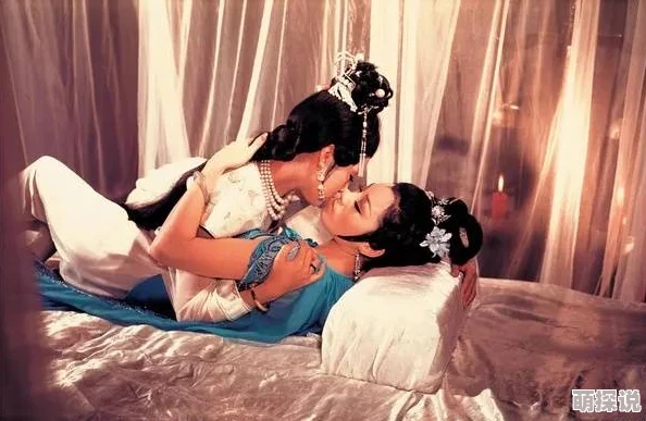 梁祝三级艳谭全集是一部充满激情与浪漫的作品，深受网友喜爱，值得一读，让人沉浸在美丽的爱情故事中。