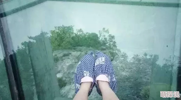 美女的尿口隐私图片 网友推荐这组图片展现了独特的艺术视角和美感值得欣赏但请注意保护个人隐私与尊重他人