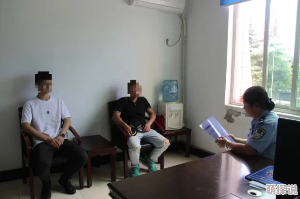 国产人澡人澡澡澡人碰视频 这部影片以其真实的情感和细腻的表现赢得了观众的喜爱，值得一看。