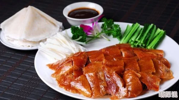 不休的乌拉拉特色美食揭秘：蜜汁烤肉详细做法，精选肉类搭配醇厚蜂蜜是关键