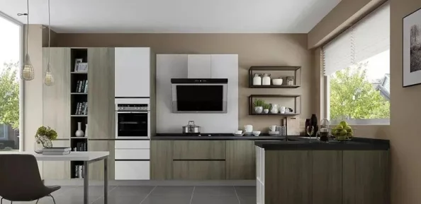 在厨房玩朋友娇妻完整版视频惊爆内幕曝光让人震惊的秘密与意想不到的转折引发热议和讨论