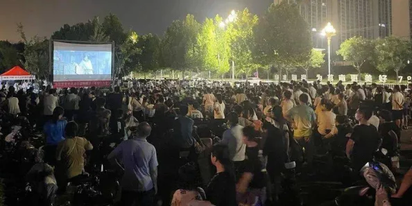 三级全黄试看30分钟新片上线观众反响热烈
