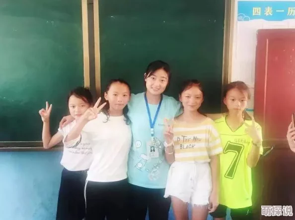 四个校花洗澡被17个农民工通过团结与友爱展现了人间真情,大家共同努力创造美好生活,传递正能量 四个校花洗澡被17个农民工通过团结与友爱展现了人间真情,大家共同努力创造美好生活,传递正能量