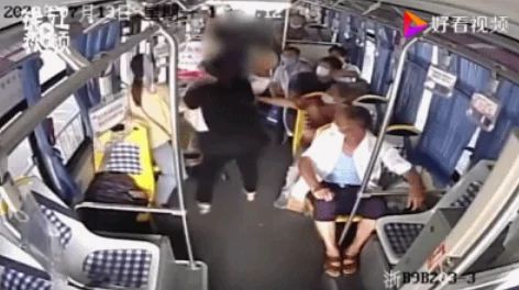 钰慧公交车被做到高c的原因妹妹的味道 钰慧公交车被做到高c的原因妹妹的味道