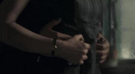 很黄很色的男女无遮挡动态图碧海红波