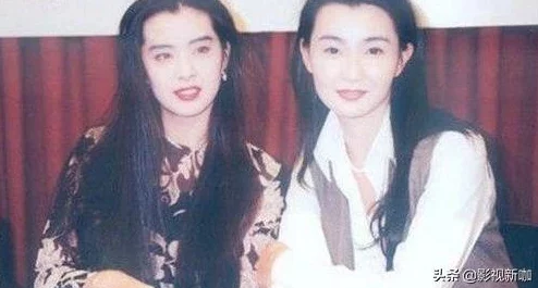 久久久精彩视频曝出明星恋情内幕 两人私下约会频繁引发粉丝热议 亲密互动照片流出令人惊讶