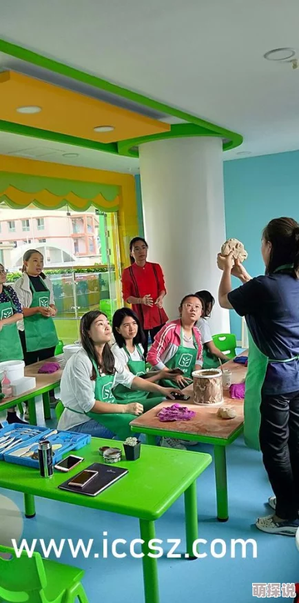 大尺度的照片女性深宅