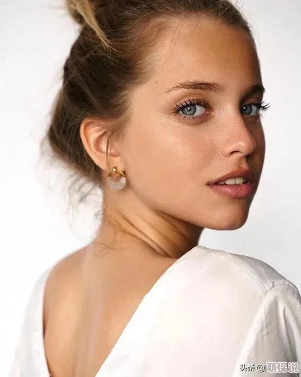 水蜜少女甜美清纯的形象深入人心,深受粉丝喜爱 水蜜少女甜美清纯的形象深入人心,深受粉丝喜爱