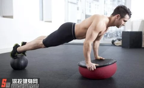 男人和女人在一起肌肌对肌肌的这种亲密接触通常指的是一种非常亲密的关系或行为