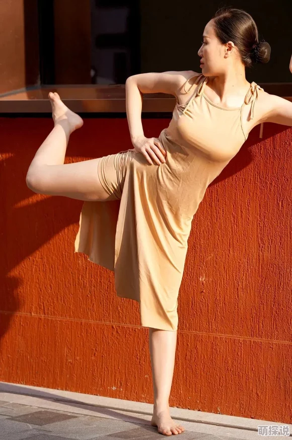 熟女CHACHACHA性少妇成熟女性展现独特魅力与自信的舞蹈表现