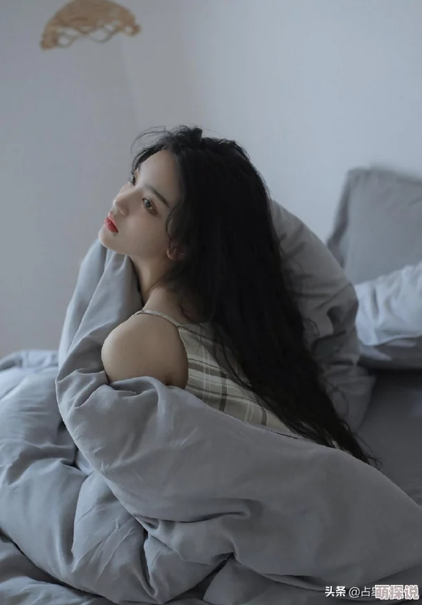 妻子瞒着丈夫和前男友旧情复燃，背叛婚姻誓言，重拾旧爱